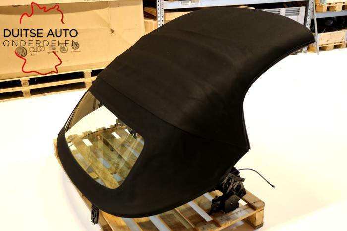 Cabriodak Softtop van een Audi TT Roadster (FV9/FVR) 2.0 TFSI 16V TTS Quattro 2016