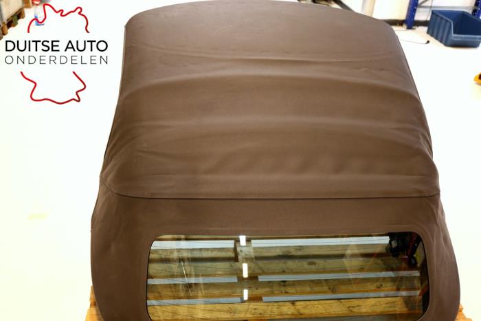 Cabriodak Softtop van een Audi TT Roadster (FV9/FVR) 2.0 TDI 16V 2016