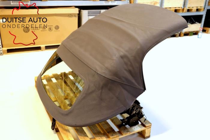 Cabriodak Softtop van een Audi TT Roadster (FV9/FVR) 2.0 TDI 16V 2016