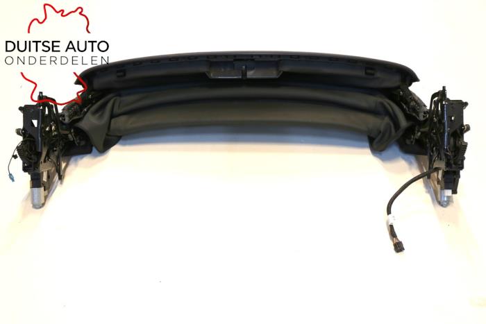 Cabriodak Softtop van een Audi TT Roadster (FV9/FVR) 2.0 TDI 16V 2016