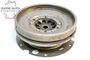 Gebrauchte Doppelte Masse Schwungrad Audi A4 (B9) 2.0 TFSI 16V Preis € 278,30 Mit Mehrwertsteuer angeboten von Duitse Auto Onderdelen