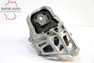 Begagnade Motorfäste Audi Q7 (4MB/4MG) 3.0 TDI V6 24V Pris € 100,01 Inklusive moms erbjuds av Duitse Auto Onderdelen