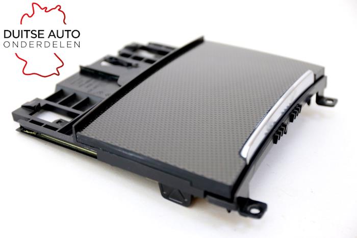 Storage compartment from a Audi A6 (C7) 2.0 TDI 16V 2017
