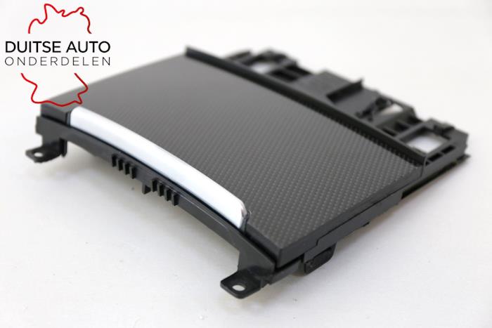 Storage compartment from a Audi A6 (C7) 2.0 TDI 16V 2017