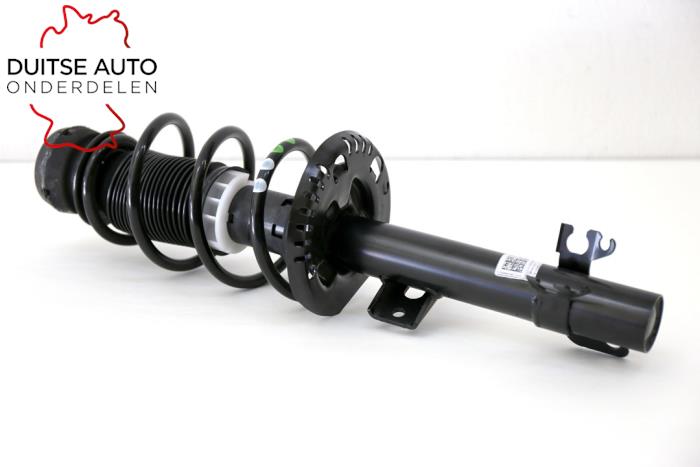 Schokdemper links-voor van een Volkswagen Up! (121) 1.0 TSI 12V 2018