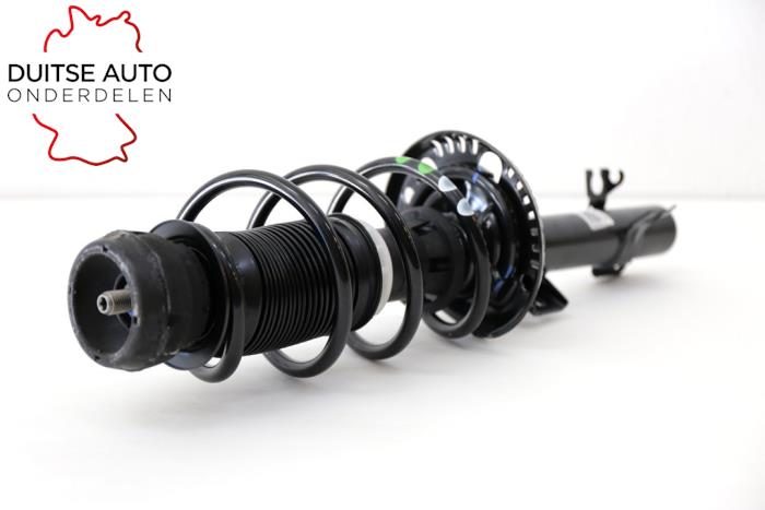 Schokdemper links-voor van een Volkswagen Up! (121) 1.0 TSI 12V 2018