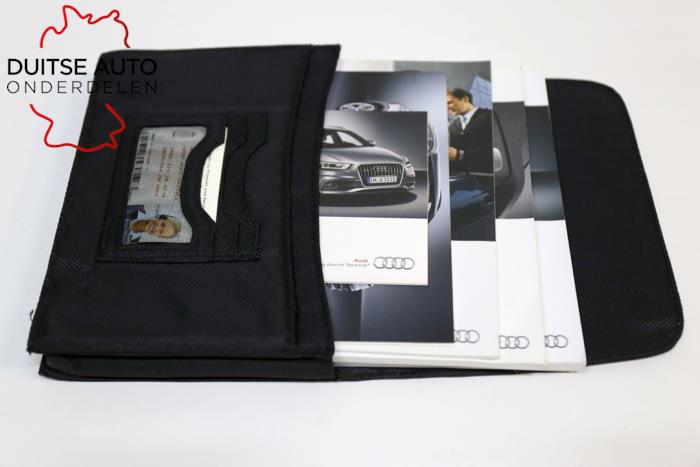 Instruction Booklet from a Audi Q3 (8UB/8UG) 2.0 TDI 16V 177 Quattro 2012
