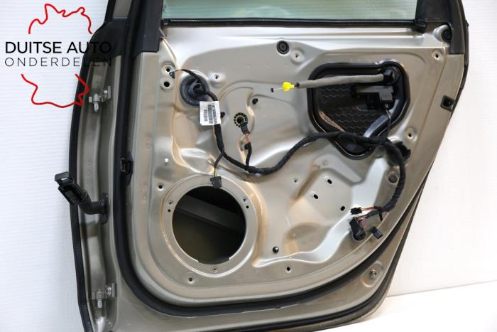 Puerta de 4 puertas derecha detrás de un Audi A6 (C7) 2.0 TDI 16V 2017