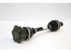 Drivaxel, vänster fram från en Audi A4 Quattro (B9) 2.0 TFSI 16V 2016