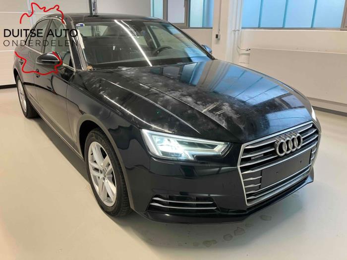 Ljusbrytare från en Audi A4 Quattro (B9) 2.0 TFSI 16V 2016