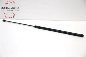 Gebruikte Gasdemper Motorkap rechts Audi A5 Sportback (8TA) 2.0 TDI 16V Prijs € 18,15 Inclusief btw aangeboden door Duitse Auto Onderdelen