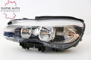 Begagnade Strålkastare, vänster BMW 2 serie Gran Tourer (F46) 220i 2.0 TwinPower Turbo 16V Pris på förfrågan erbjuds av Duitse Auto Onderdelen