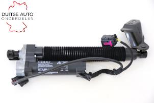 Gebruikte Sluithulpmotor achterklep Audi A6 (C7) 3.0 TDI V6 24V Quattro Prijs € 242,00 Inclusief btw aangeboden door Duitse Auto Onderdelen