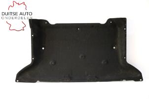 Gebruikte Beschermplaat bodem Audi A8 (D4) 3.0 TDI V6 24V Quattro Prijs € 30,25 Inclusief btw aangeboden door Duitse Auto Onderdelen