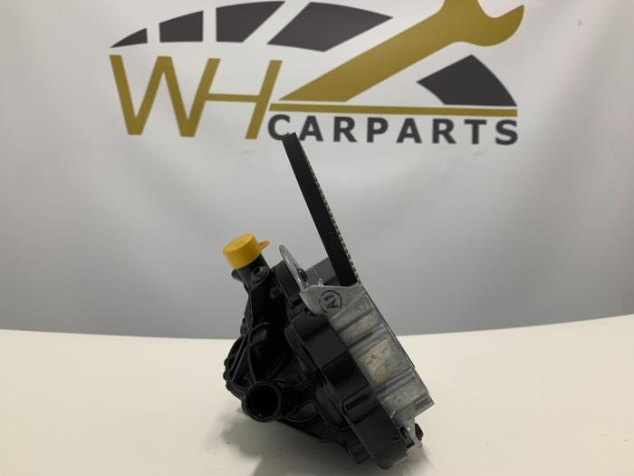 Vattenpump från en Audi Q3 (8UB/8UG) 1.4 TFSI 16V 2018