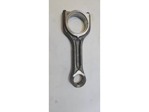 Begagnade Vevstake Ford Fiesta 7 1.5 TDCi 85 Pris € 42,35 Inklusive moms erbjuds av WH Carparts