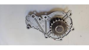 Gebruikte Waterpomp Ford Fiesta 7 1.5 TDCi 85 Prijs € 30,25 Inclusief btw aangeboden door WH Carparts