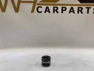 Begagnade Kolv Ford Focus 4 1.5 EcoBlue 120 Pris € 42,35 Inklusive moms erbjuds av WH Carparts