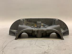 Begagnade Kamaxelhus Ford Focus 3 1.5 EcoBoost 16V 150 Pris € 24,20 Inklusive moms erbjuds av WH Carparts