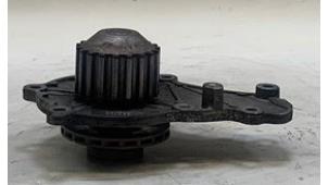 Gebruikte Waterpomp Ford Fiesta 7 1.5 TDCi 85 Prijs € 30,25 Inclusief btw aangeboden door WH Carparts