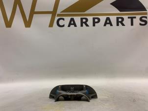 Begagnade Kamaxelhus Ford Focus 3 1.5 EcoBoost 16V 150 Pris € 24,20 Inklusive moms erbjuds av WH Carparts