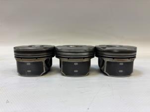 Gebruikte Zuiger Ford Grand C-Max (DXA) 1.0 Ti-VCT EcoBoost 12V 125 Prijs € 181,50 Inclusief btw aangeboden door WH Carparts