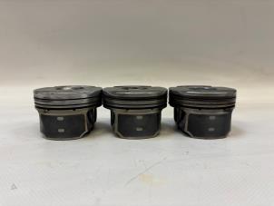 Gebruikte Zuiger Ford Grand C-Max (DXA) 1.0 Ti-VCT EcoBoost 12V 125 Prijs € 181,50 Inclusief btw aangeboden door WH Carparts