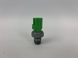 Gebruikte Oliedruk sensor Ford Focus 3 1.0 Ti-VCT EcoBoost 12V 125 Prijs € 19,36 Inclusief btw aangeboden door WH Carparts
