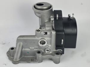 Gebruikte Oliepomp Ford Focus 4 1.0 Ti-VCT EcoBoost 12V 125 Prijs € 121,00 Inclusief btw aangeboden door WH Carparts