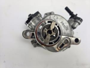 Begagnade Vakuumpump (diesel) Ford Transit Connect (PJ2) 1.5 EcoBlue Pris € 60,50 Inklusive moms erbjuds av WH Carparts