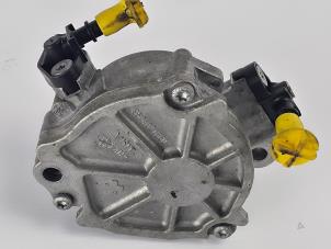 Begagnade Vakuumpump (diesel) Ford Transit Connect (PJ2) 1.5 EcoBlue Pris € 60,50 Inklusive moms erbjuds av WH Carparts