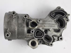 Begagnade Oljefilterhus Ford Transit Connect (PJ2) 1.5 EcoBlue Pris € 60,50 Inklusive moms erbjuds av WH Carparts