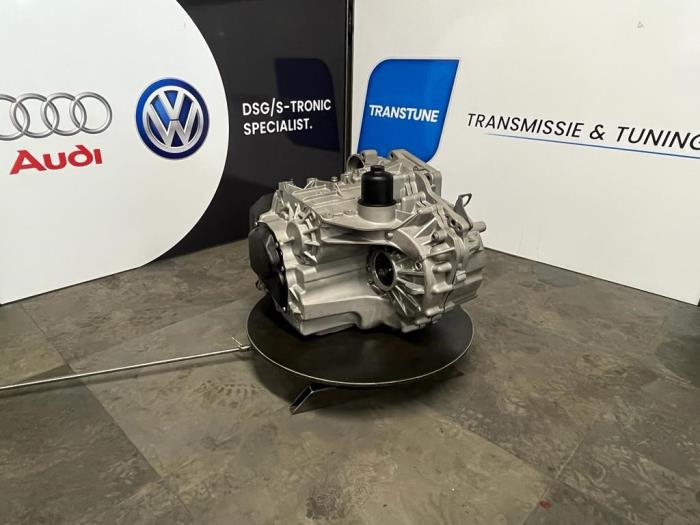 Versnellingsbak van een Audi TT (8J3) 2.0 TFSI 16V 2016