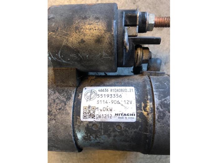Startmotor från en Abarth 500/595/695 1.4 T-Jet 16V 695 2016