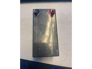 Begagnade Ackumulator Mercedes A-Klasse AMG (W176) 2.0 A-45 AMG Turbo 16V 4-Matic Pris € 35,00 Marginaltabell erbjuds av Umit Sloperij