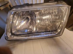 Gebruikte Linker Koplamp Audi A3 Prijs € 30,00 Margeregeling aangeboden door Umit Sloperij