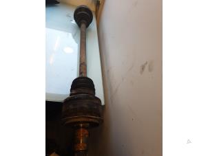 Begagnade Drivaxel, höger bak Mercedes E (W212) E-250 CDI 16V BlueEfficiency,BlueTec Pris € 100,00 Marginaltabell erbjuds av Umit Sloperij