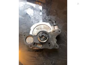 Używane Pompa prózniowa wspomagania hamulców Volkswagen Polo V (6R) 1.2 TDI 12V BlueMotion Cena € 50,00 Procedura marży oferowane przez Umit Sloperij