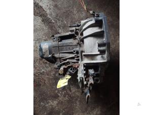 Używane Skrzynia biegów Nissan Note (E11) 1.4 16V LPG Cena € 300,00 Procedura marży oferowane przez Umit Sloperij