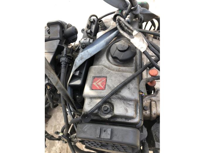 Motor van een Citroën Xsara Picasso (CH) 1.6 2003