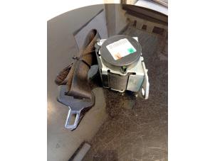 Gebruikte Veiligheidsgordel Insteek rechts-achter BMW 3 serie (E90) 320d 16V Prijs € 25,00 Margeregeling aangeboden door Umit Sloperij