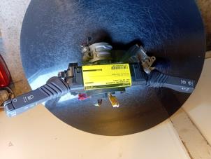 Gebruikte Schakelaar Stuurkolom (licht) Opel Zafira (M75) 2.2 16V Direct Ecotec Prijs € 50,00 Margeregeling aangeboden door Umit Sloperij