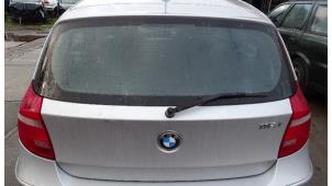 Gebruikte Achterklep BMW 1 serie (E81) 116i 1.6 16V Prijs € 100,00 Margeregeling aangeboden door Autohandel & Demontage Weteringbrug