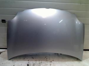 Używane Maska Volkswagen Polo IV (9N1/2/3) 1.2 Cena € 70,00 Procedura marży oferowane przez Autohandel & Demontage Weteringbrug