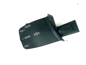 Begagnade Radiokontrollpanel Ford Focus 2 Wagon 1.6 16V Pris € 15,00 Marginaltabell erbjuds av Autohandel & Demontage Weteringbrug