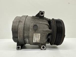 Begagnade Luftkonditioneringspump Renault Trafic New (FL) 1.9 dCi 100 16V Pris € 50,00 Marginaltabell erbjuds av Autohandel & Demontage Weteringbrug