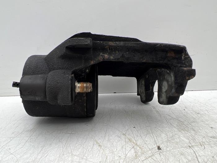 Främre bromsok, vänster från en Volkswagen Up! (121) 1.0 12V 60 2020