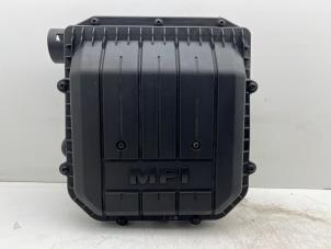 Begagnade Luftfilterhus Volkswagen Up! (121) 1.0 12V 60 Pris € 30,00 Marginaltabell erbjuds av Autohandel & Demontage Weteringbrug