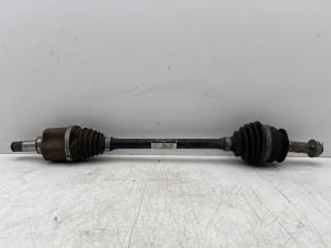 Begagnade Drivaxel, vänster fram Volkswagen Up! (121) 1.0 12V 60 Pris € 40,00 Marginaltabell erbjuds av Autohandel & Demontage Weteringbrug
