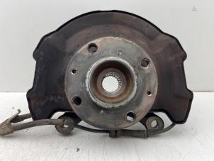 Gebruikte Fusee rechts-voor Suzuki Swift (ZA/ZC/ZD1/2/3/9) 1.3 VVT 16V Prijs € 30,00 Margeregeling aangeboden door Autohandel & Demontage Weteringbrug